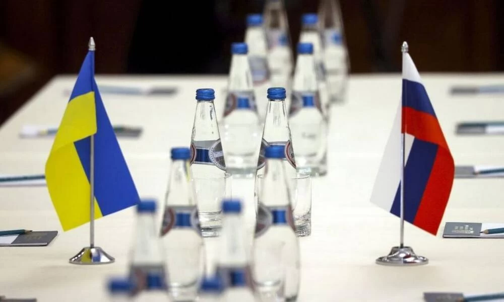 Σύμβουλος Ζελένσκι: Ο 3ος γύρος συνομιλιών μεταξύ Ρωσίας-Ουκρανίας θα γίνει εντός 2 ημερών